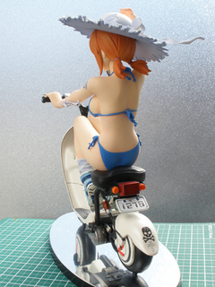 ナミ バイク後ろから.jpg